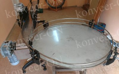 Конвейер пластинчатый со столом накопительным