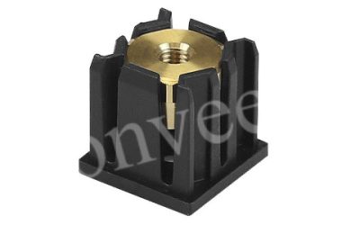 Заглушка с резьбой для квадратной трубы